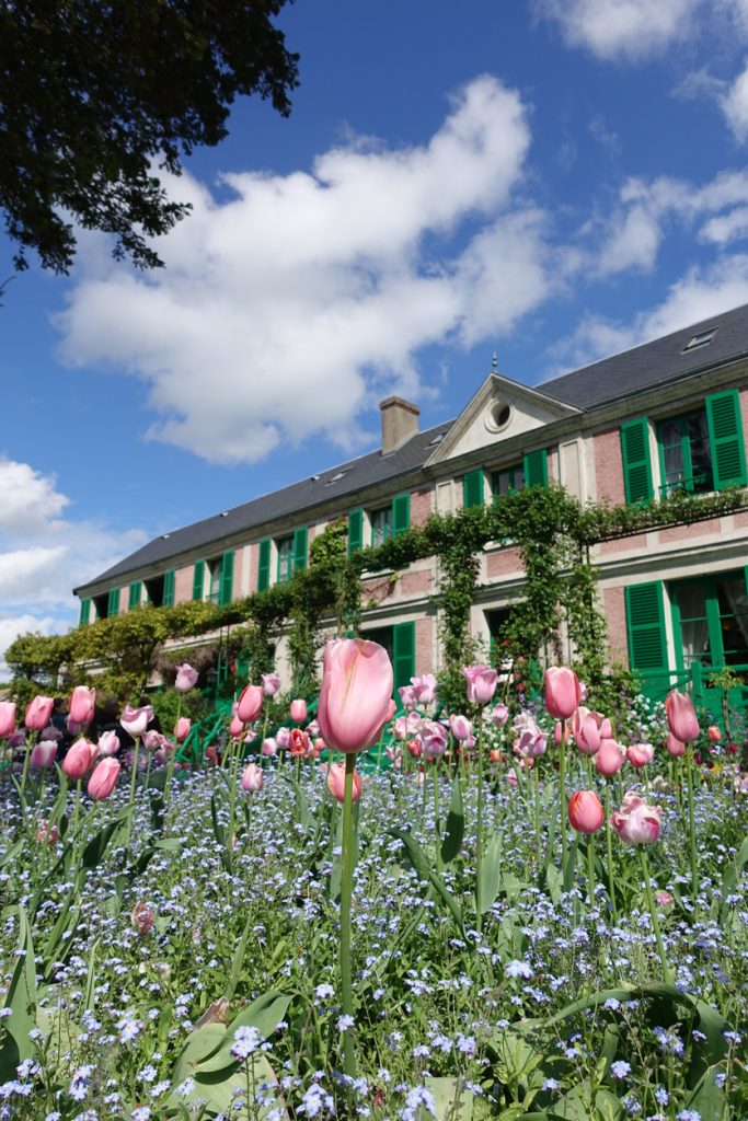 visit normandy, its architecture and its shores at the best western hotel le moulin de ducey